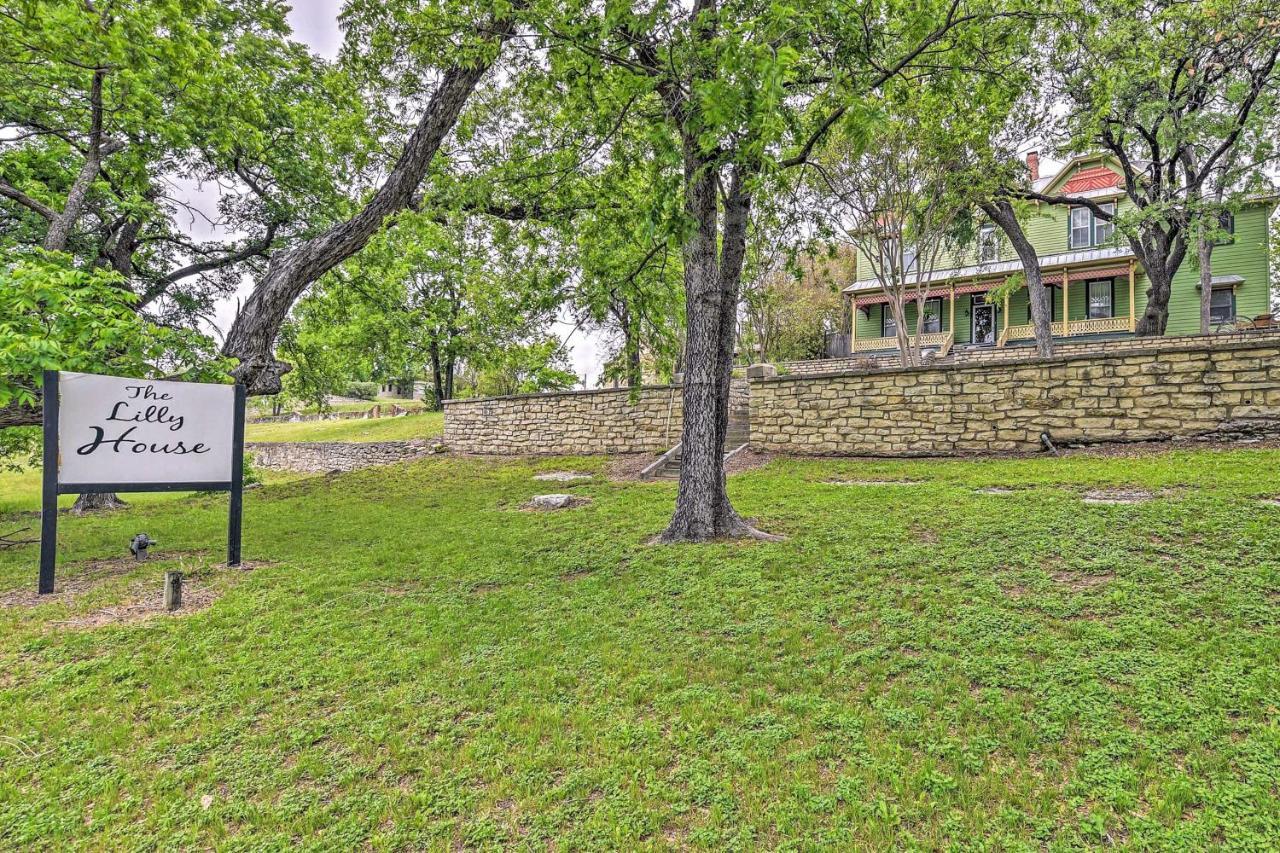 The Lilly House Historic Glen Rose Home With Porch! Esterno foto